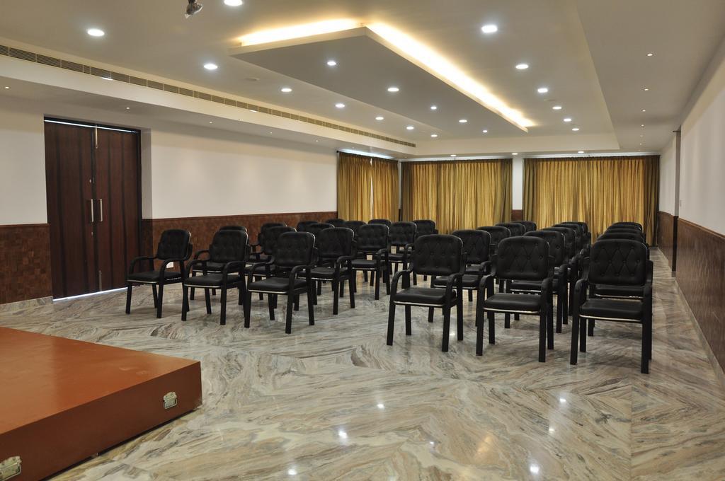 Hotel King Paradise Tiruchirappalli Exterior foto